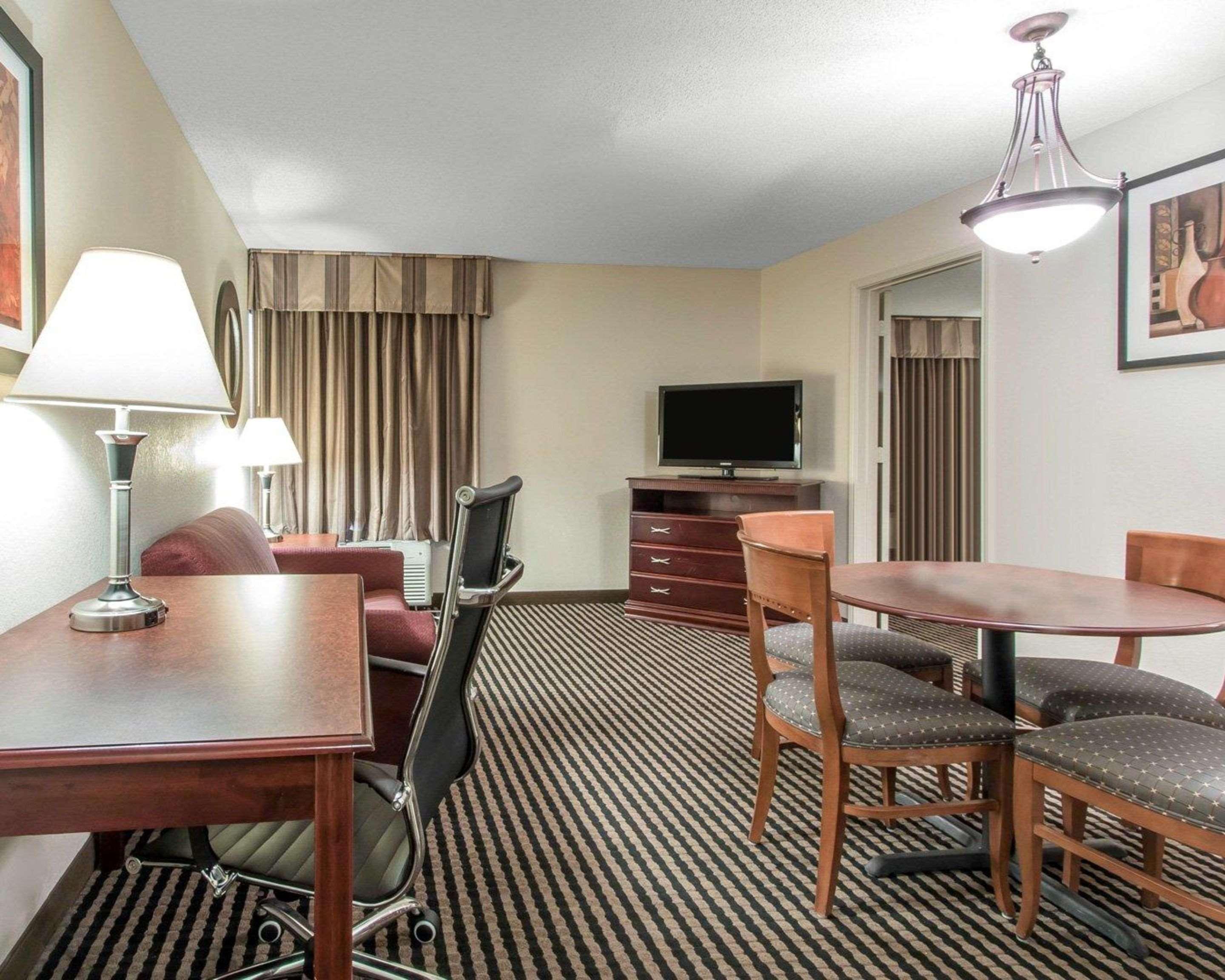 Comfort Inn Birmingham - Irondale Esterno foto