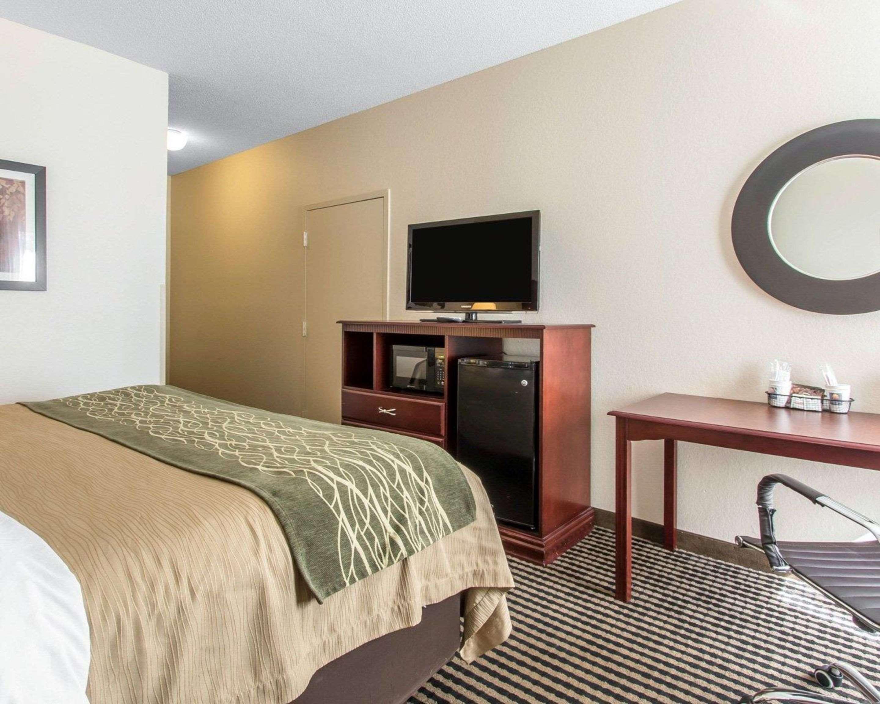 Comfort Inn Birmingham - Irondale Esterno foto