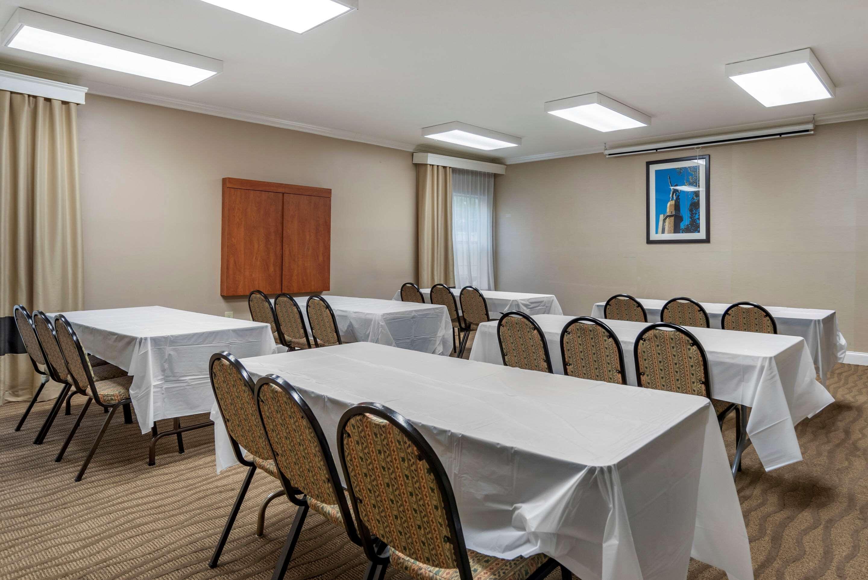 Comfort Inn Birmingham - Irondale Esterno foto