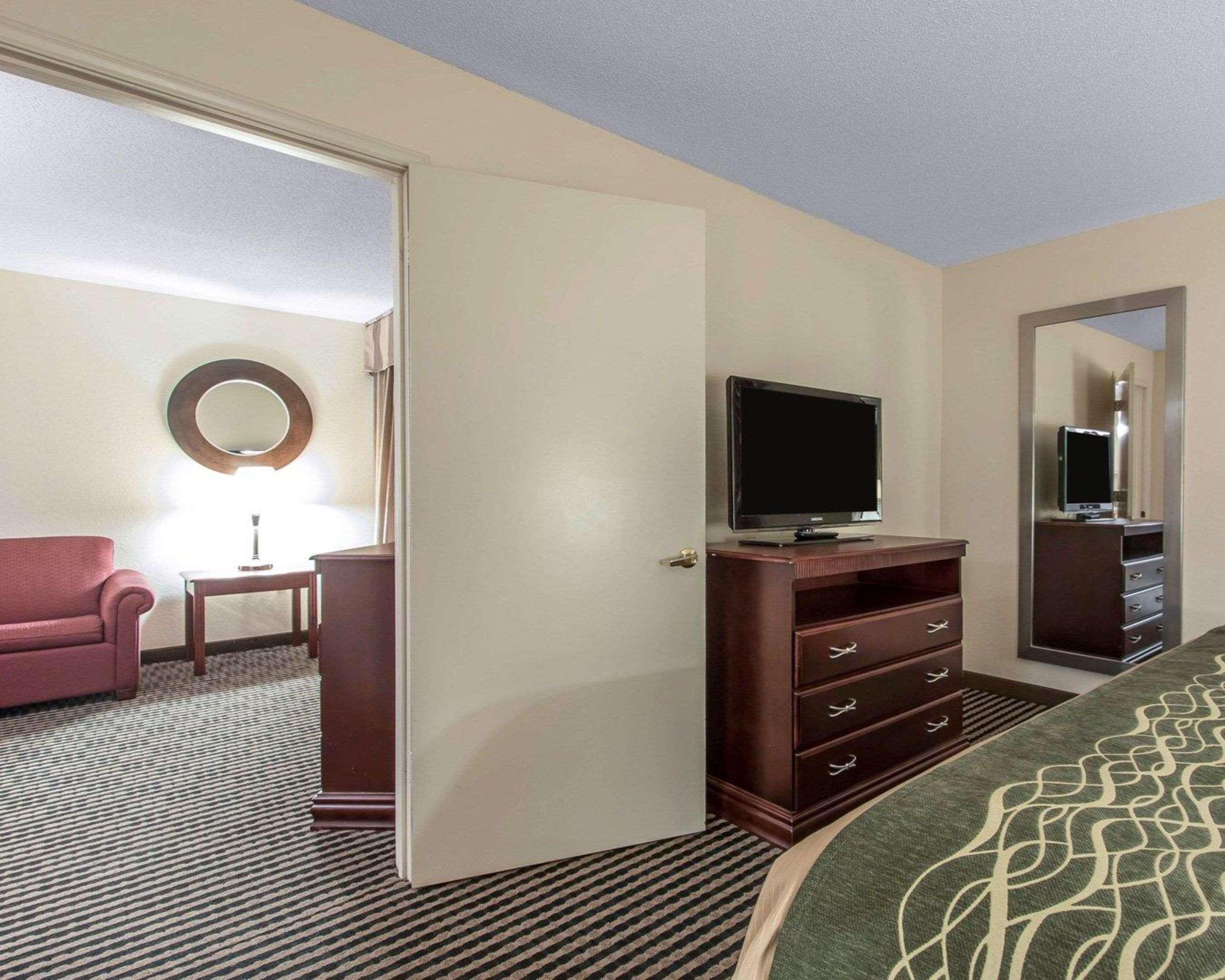 Comfort Inn Birmingham - Irondale Esterno foto